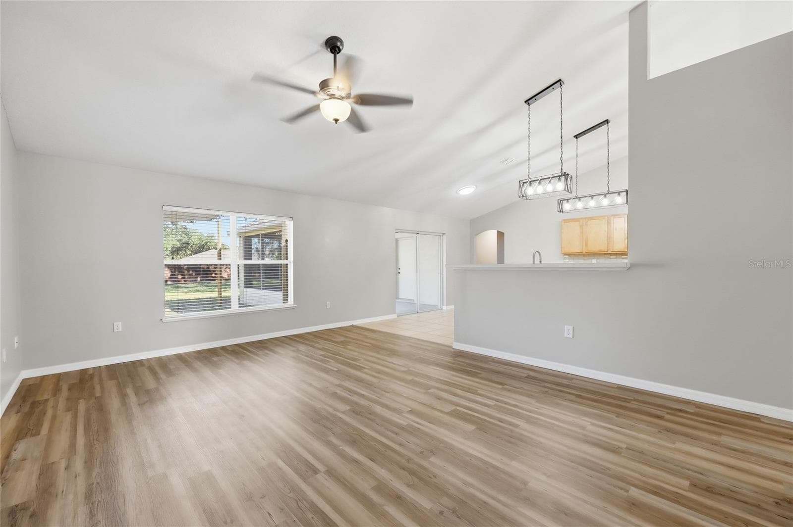 Single Family Residence at 539 GRANITE CIR, CHULUOTA, photo 16 of 58