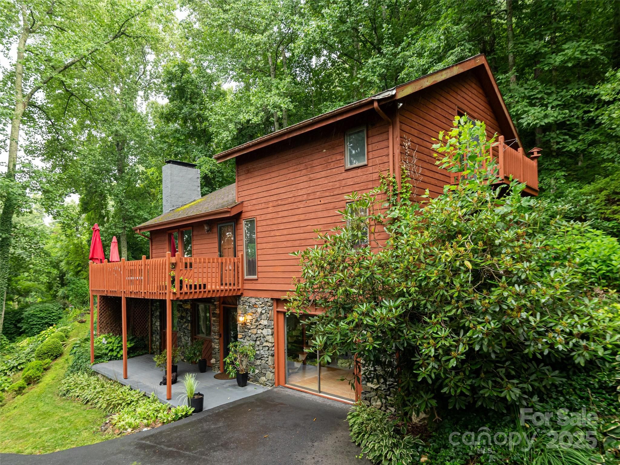 Single Family Residence at 193 Rhododendron Drive, Arden, photo 2 of 48