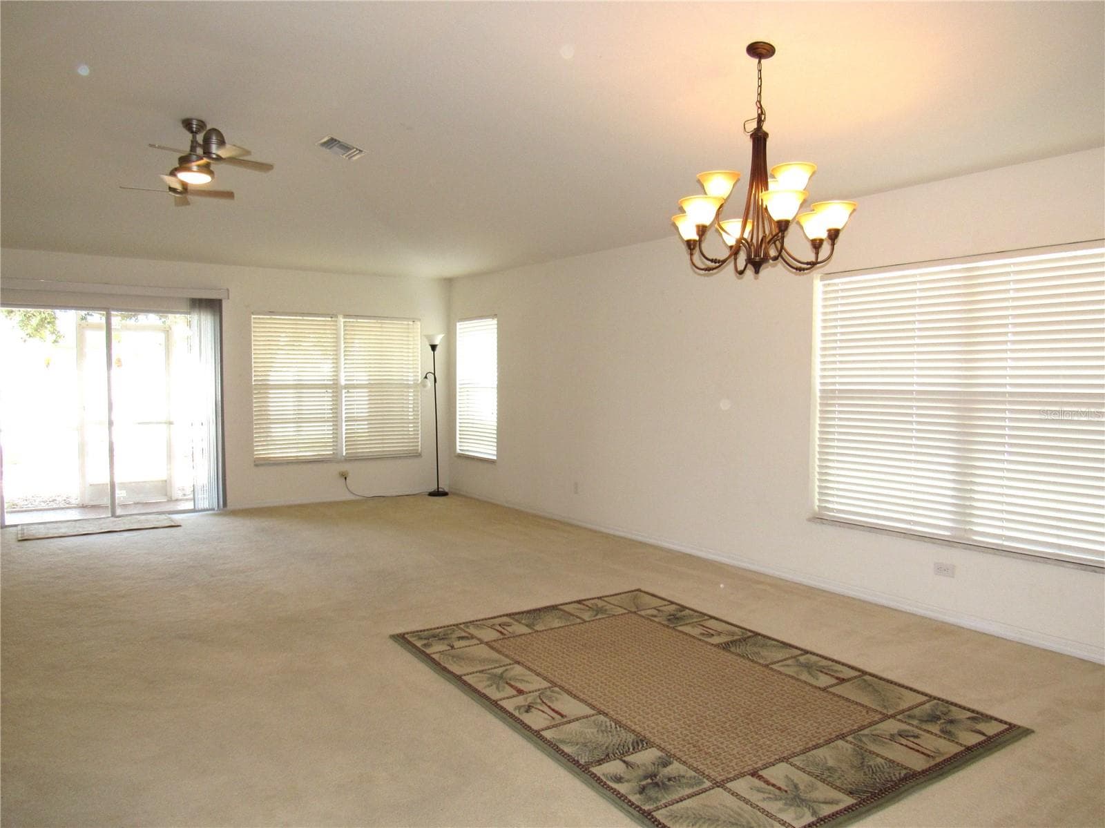 Family/Dining room combo - 191 ALLWORTHY ST, PORT CHARLOTTE