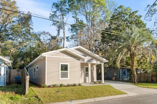 Single Family Residence at 2016 NE 3RD AVE, GAINESVILLE, photo 22 of 35
