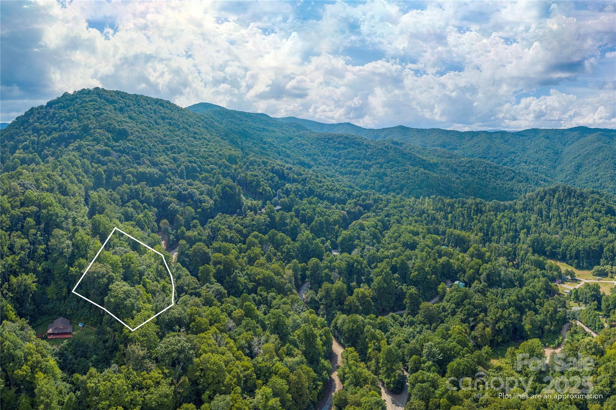 Lot at Waynesville, photo 4 of 8