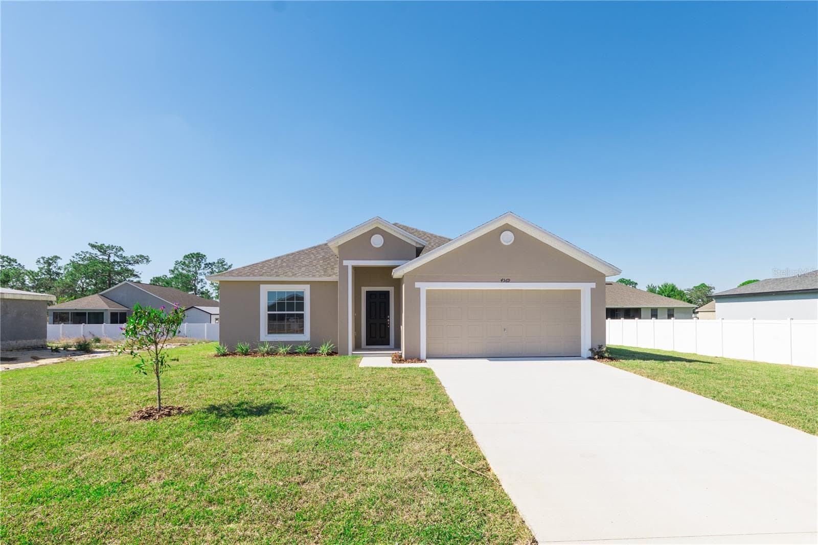 4569 SAN LORENZO DR