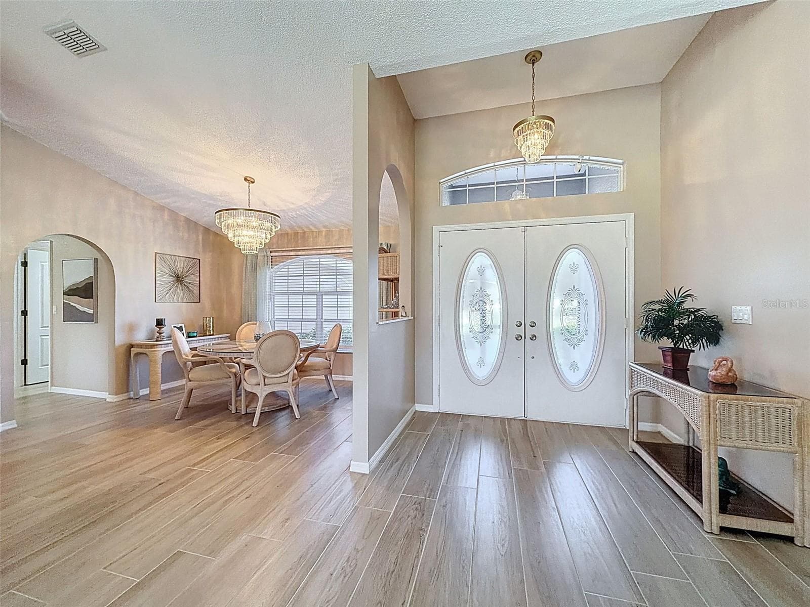 Single Family Residence at 9428 APPLE DUMPLING CT, WEEKI WACHEE, photo 3 of 36