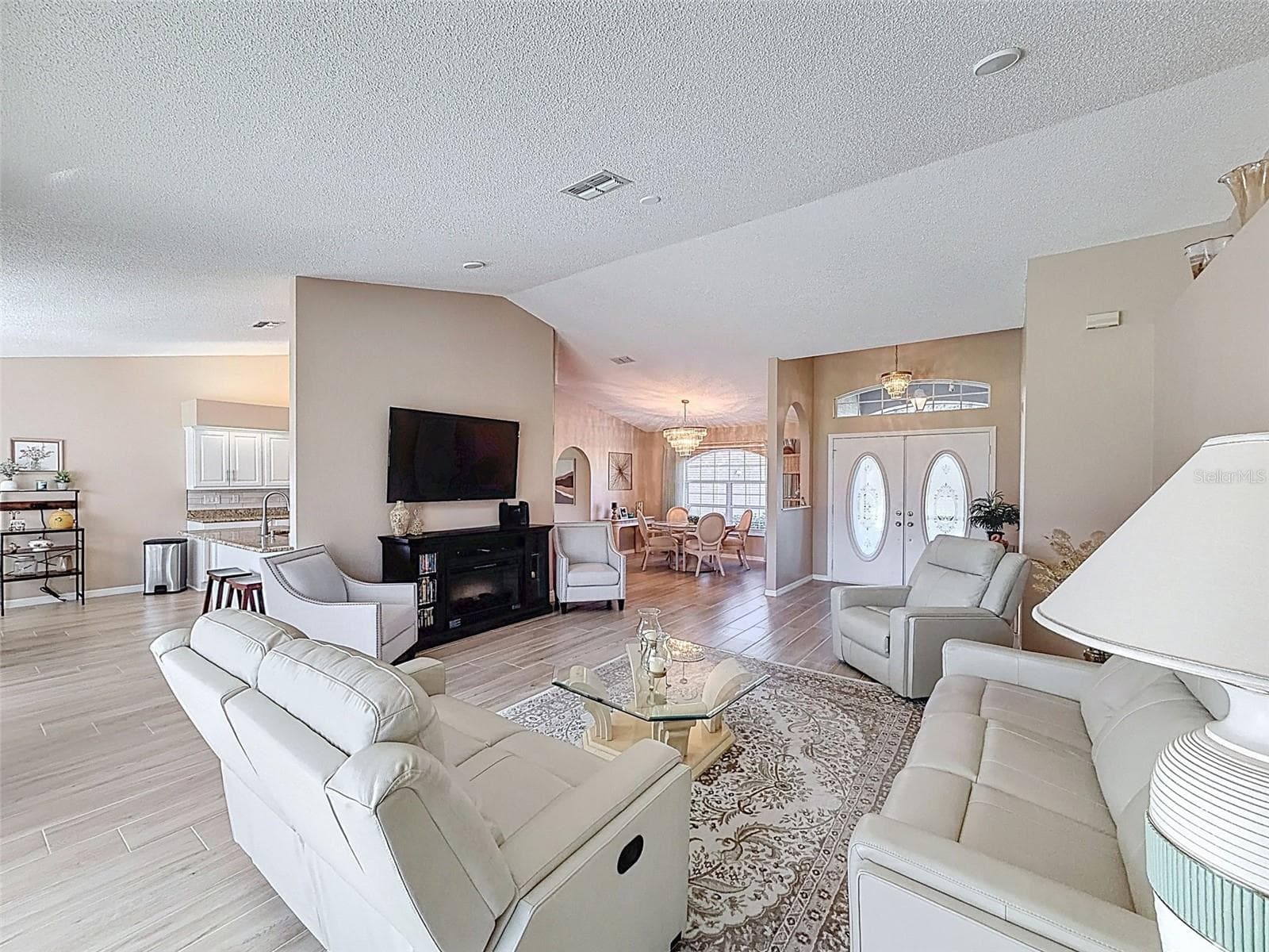Single Family Residence at 9428 APPLE DUMPLING CT, WEEKI WACHEE, photo 5 of 36