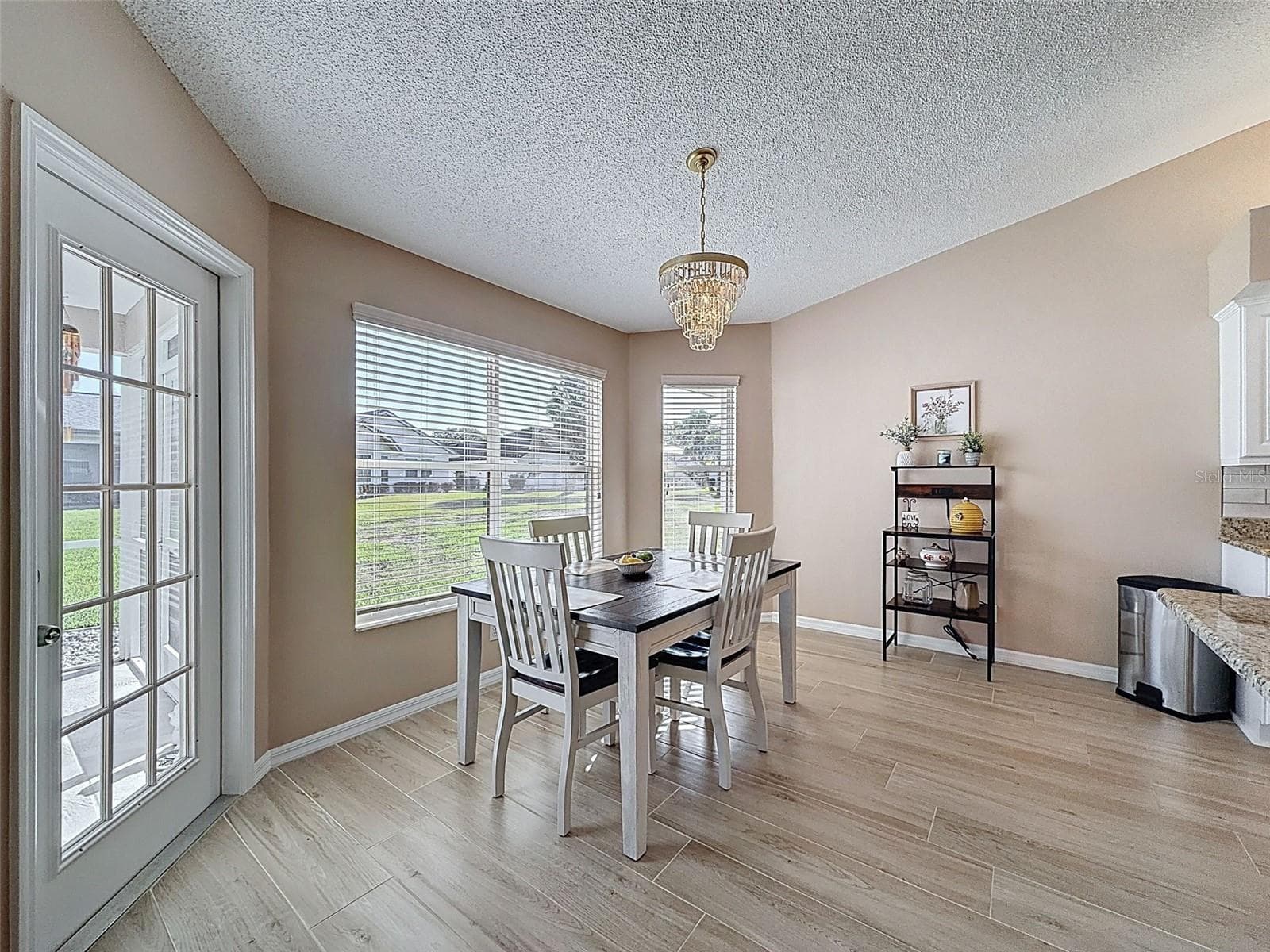 Single Family Residence at 9428 APPLE DUMPLING CT, WEEKI WACHEE, photo 10 of 36