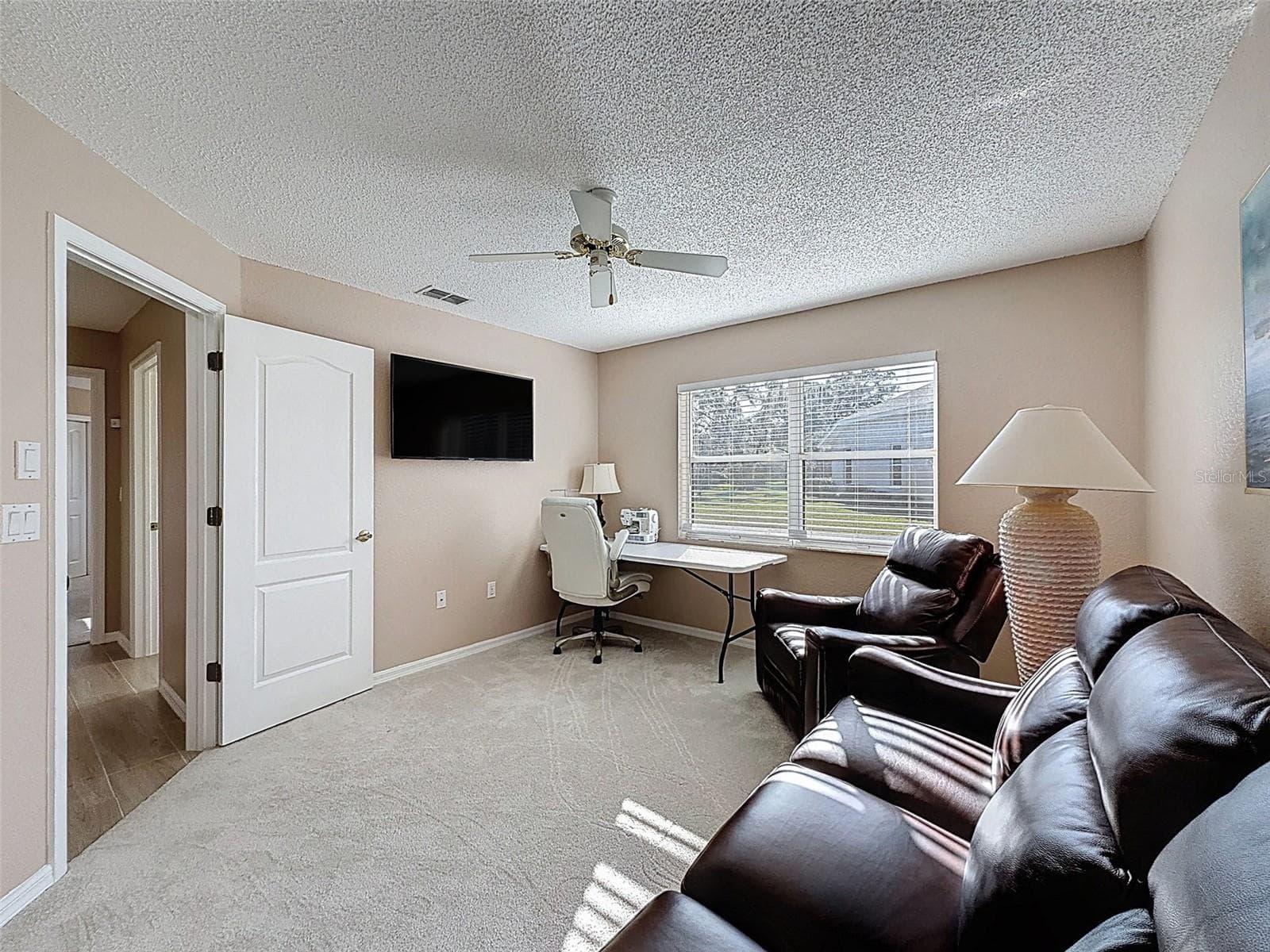 Single Family Residence at 9428 APPLE DUMPLING CT, WEEKI WACHEE, photo 19 of 36