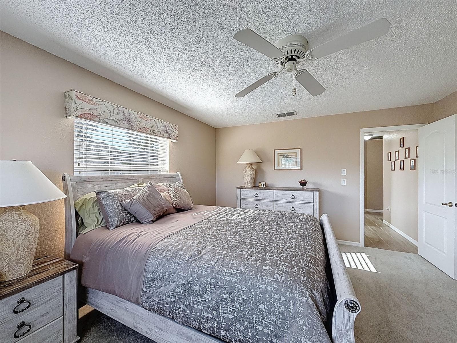 Single Family Residence at 9428 APPLE DUMPLING CT, WEEKI WACHEE, photo 24 of 36