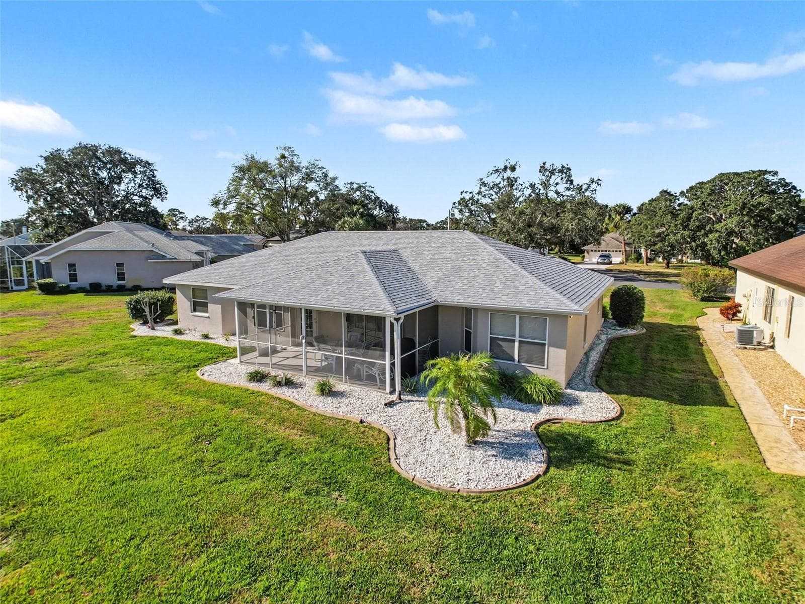 Single Family Residence at 9428 APPLE DUMPLING CT, WEEKI WACHEE, photo 27 of 36