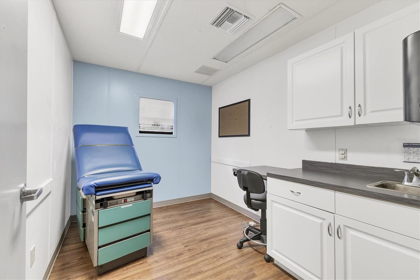 Exam room - 37220 GLENWOOD AVE, MYAKKA CITY