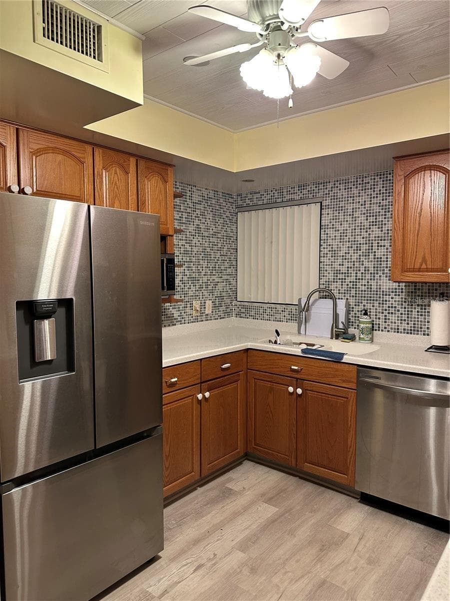 Condominium at 500 N OSCEOLA AVE #403, CLEARWATER, photo 6 of 49