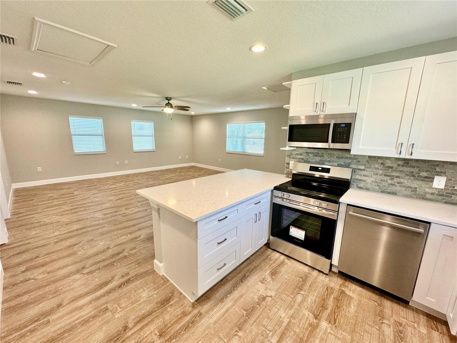 Single Family Residence at 1493 CLEVELAND ST, CLEARWATER, photo 20 of 74