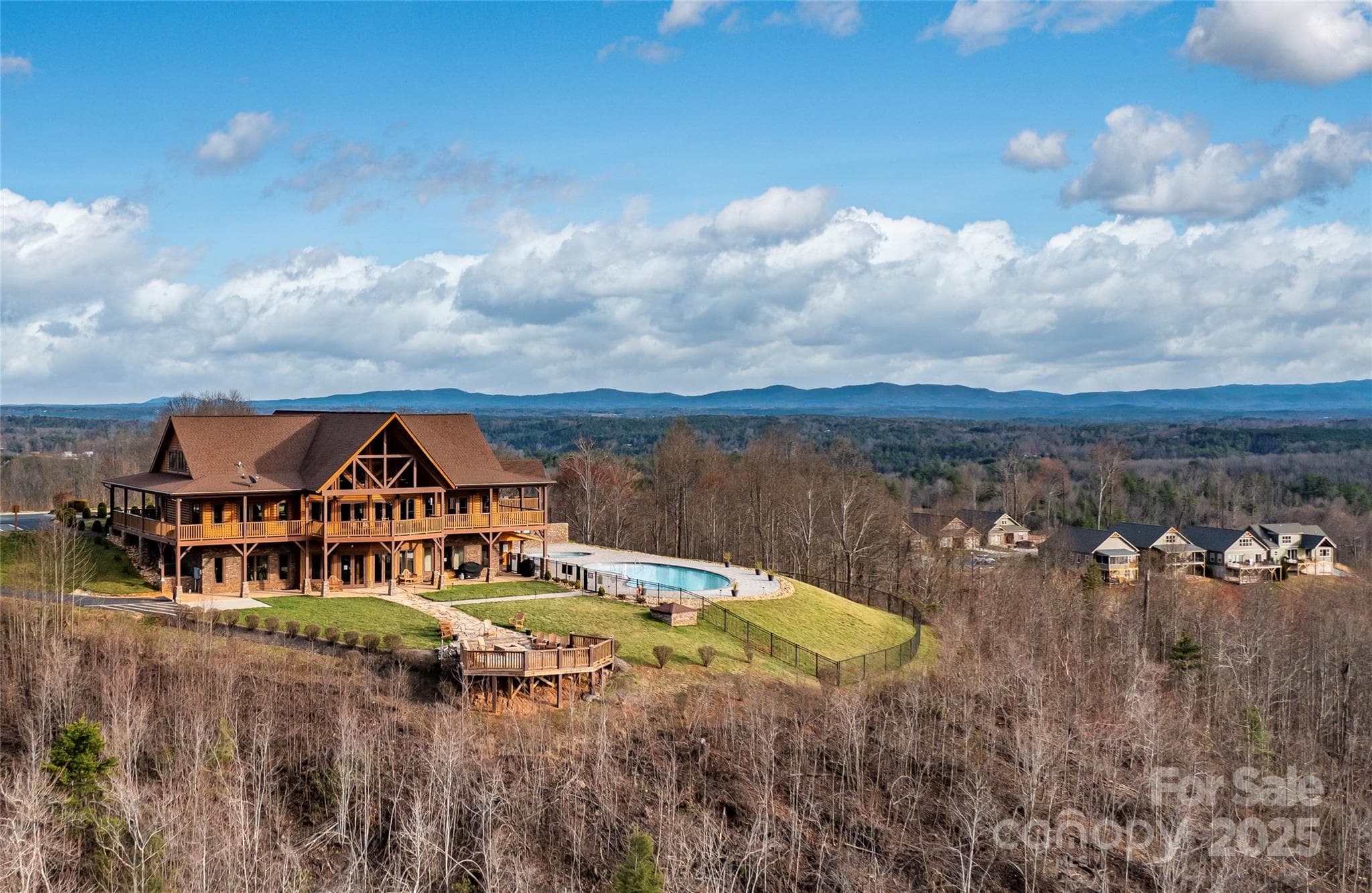 Single Family Residence at 1387 River Club Ridge, Lenoir, photo 27 of 48