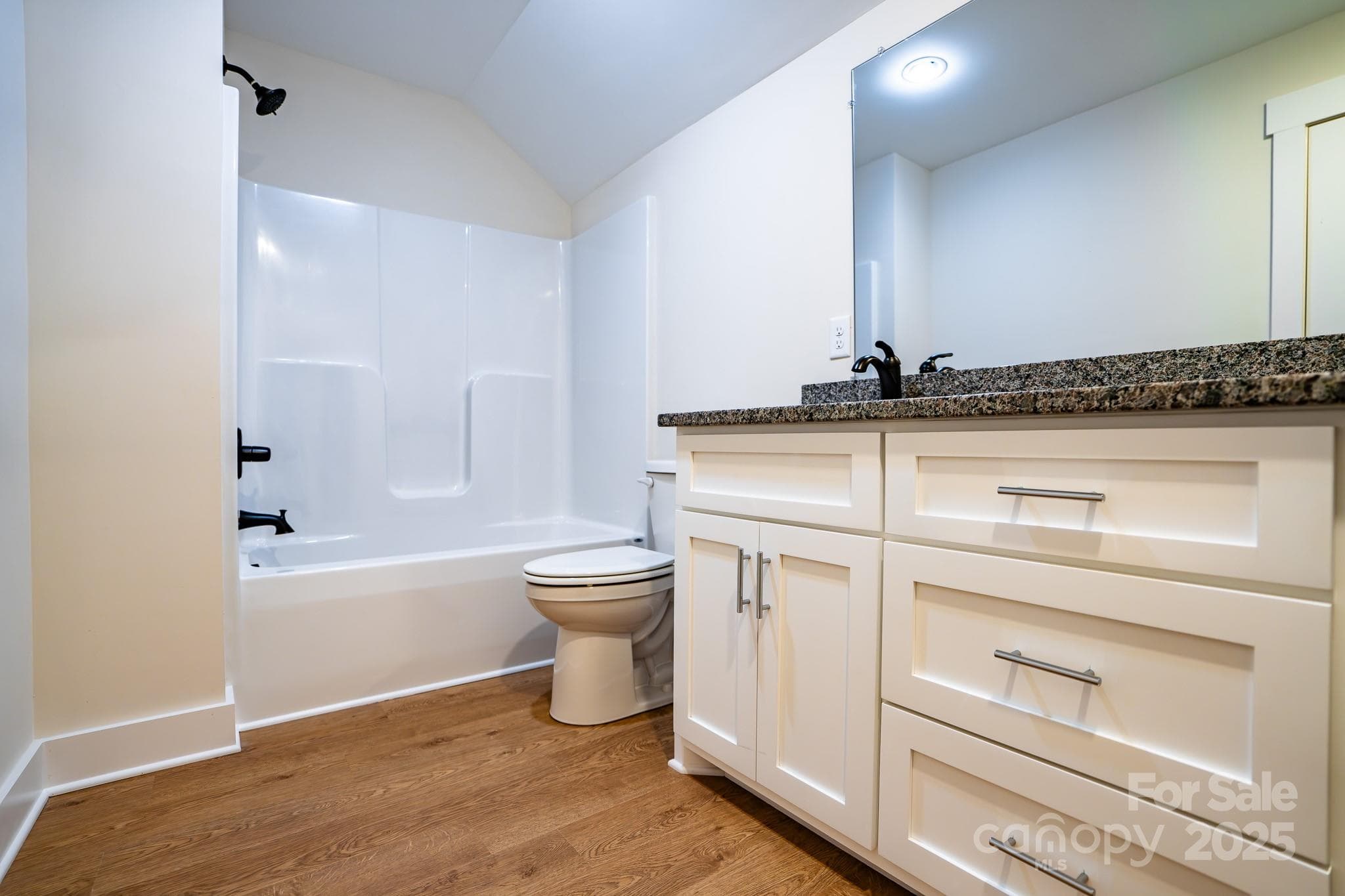 Single Family Residence at 1387 River Club Ridge, Lenoir, photo 23 of 48