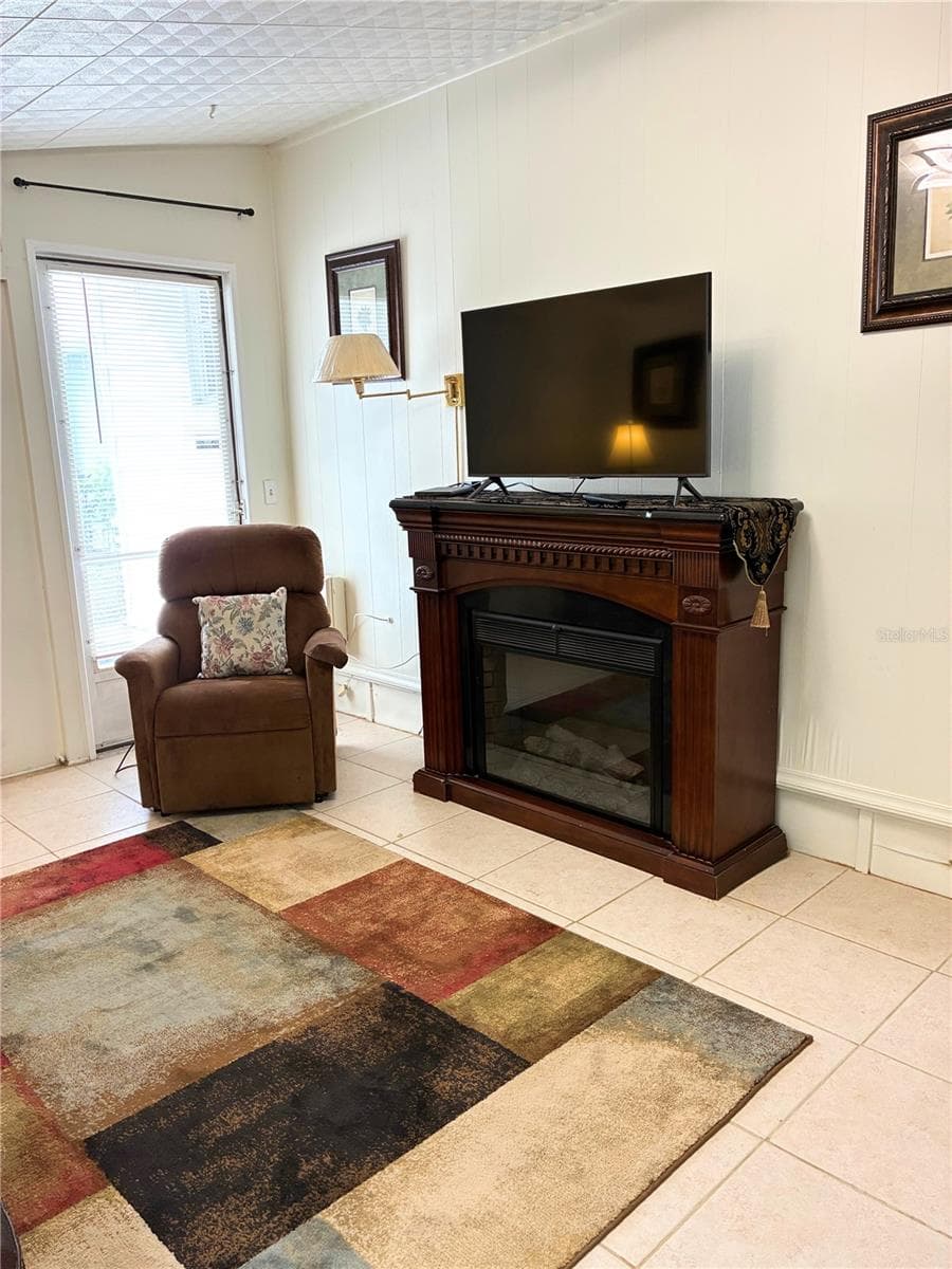 Mobile Home at 4981 PEBBLE BEACH AVE, SARASOTA, photo 4 of 17