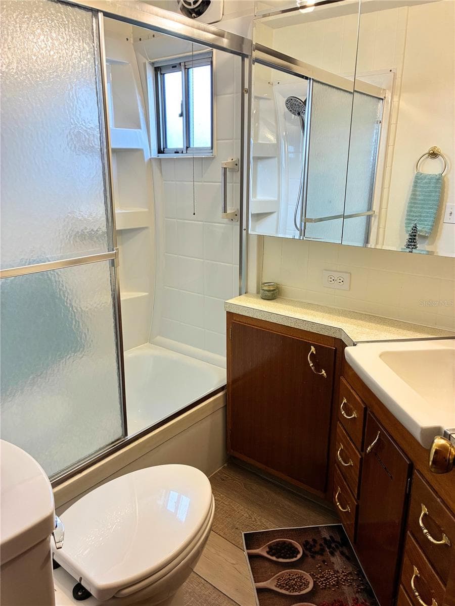 Mobile Home at 4981 PEBBLE BEACH AVE, SARASOTA, photo 7 of 17