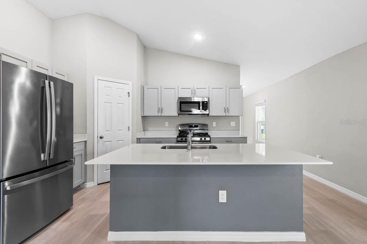 Single Family Residence at 5424 SUMMER SUNSET DR, APOLLO BEACH, photo 21 of 62