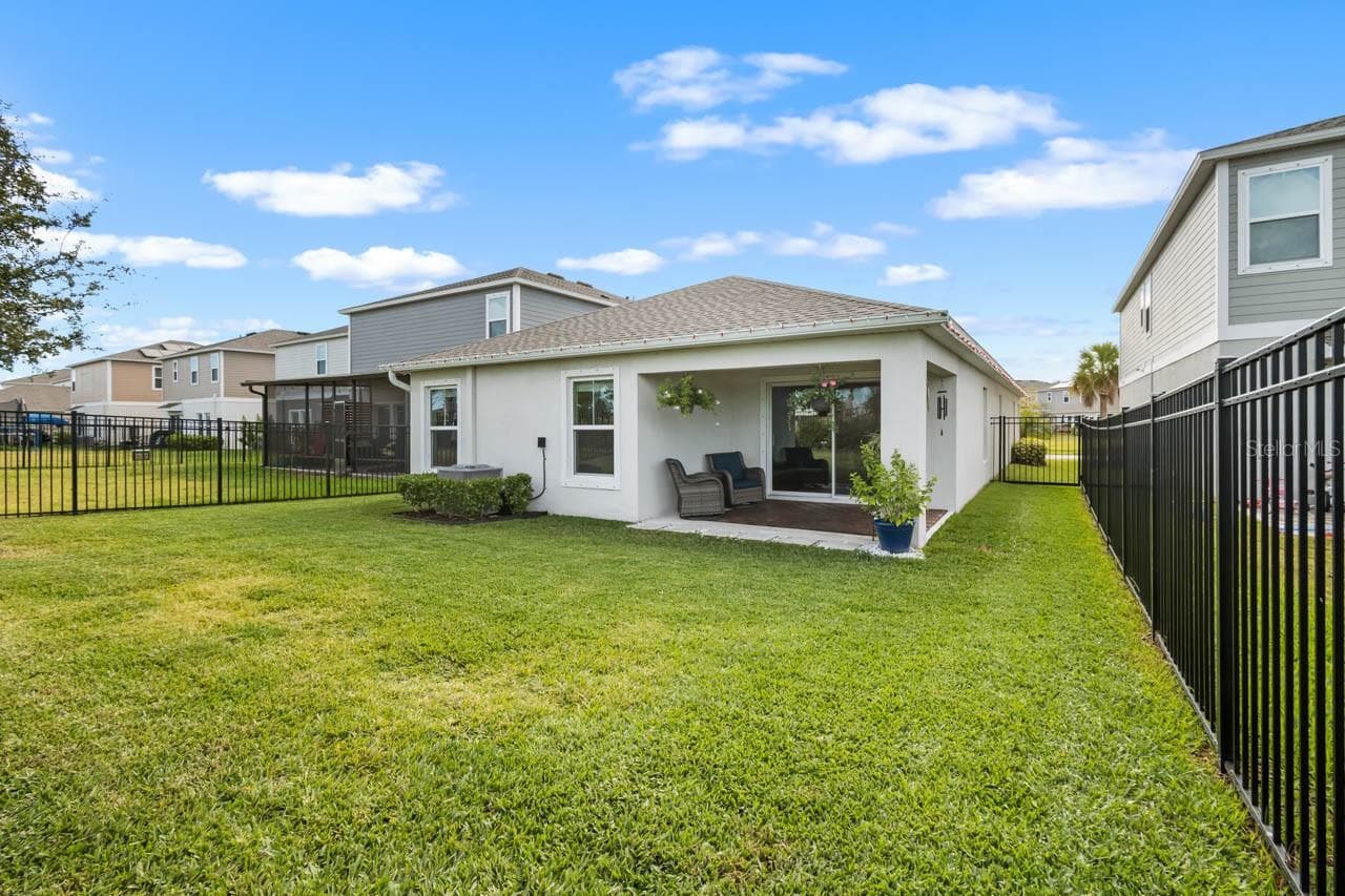 Single Family Residence at 5424 SUMMER SUNSET DR, APOLLO BEACH, photo 11 of 62
