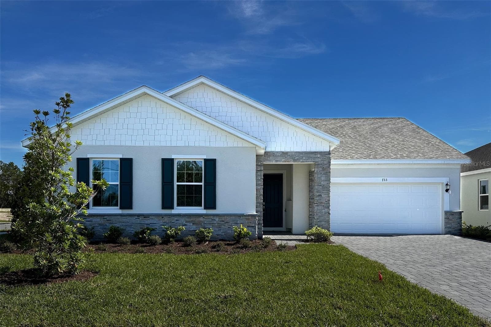 733 FARFIELDS WAY