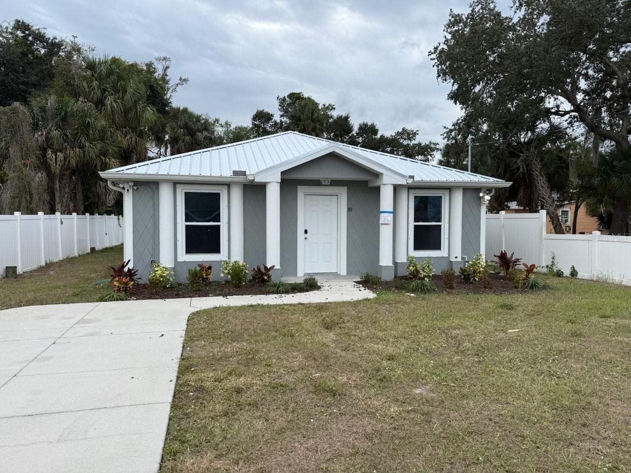 Single Family Residence at 89 W IMOGENE ST, ARCADIA, photo 2 of 18
