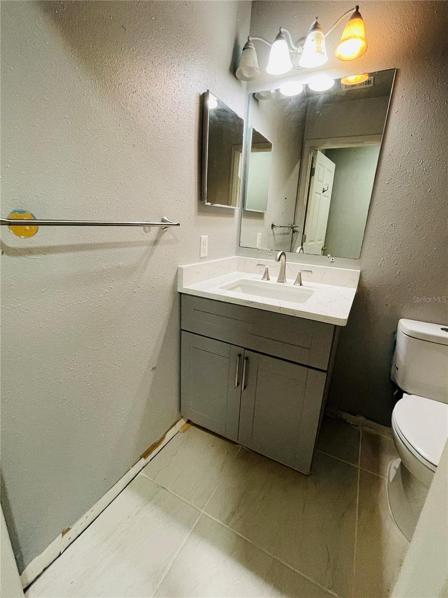 Single Family Residence at 124 PINE CRSE, OCALA, photo 10 of 35