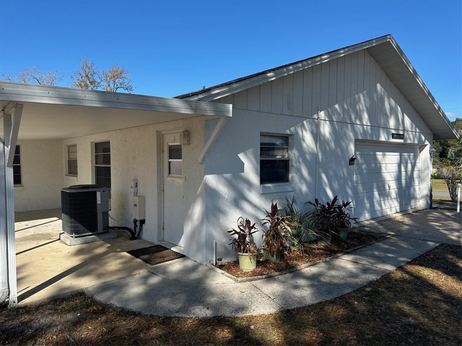 Single Family Residence at 200 S DESOTO ST, BEVERLY HILLS, photo 38 of 40