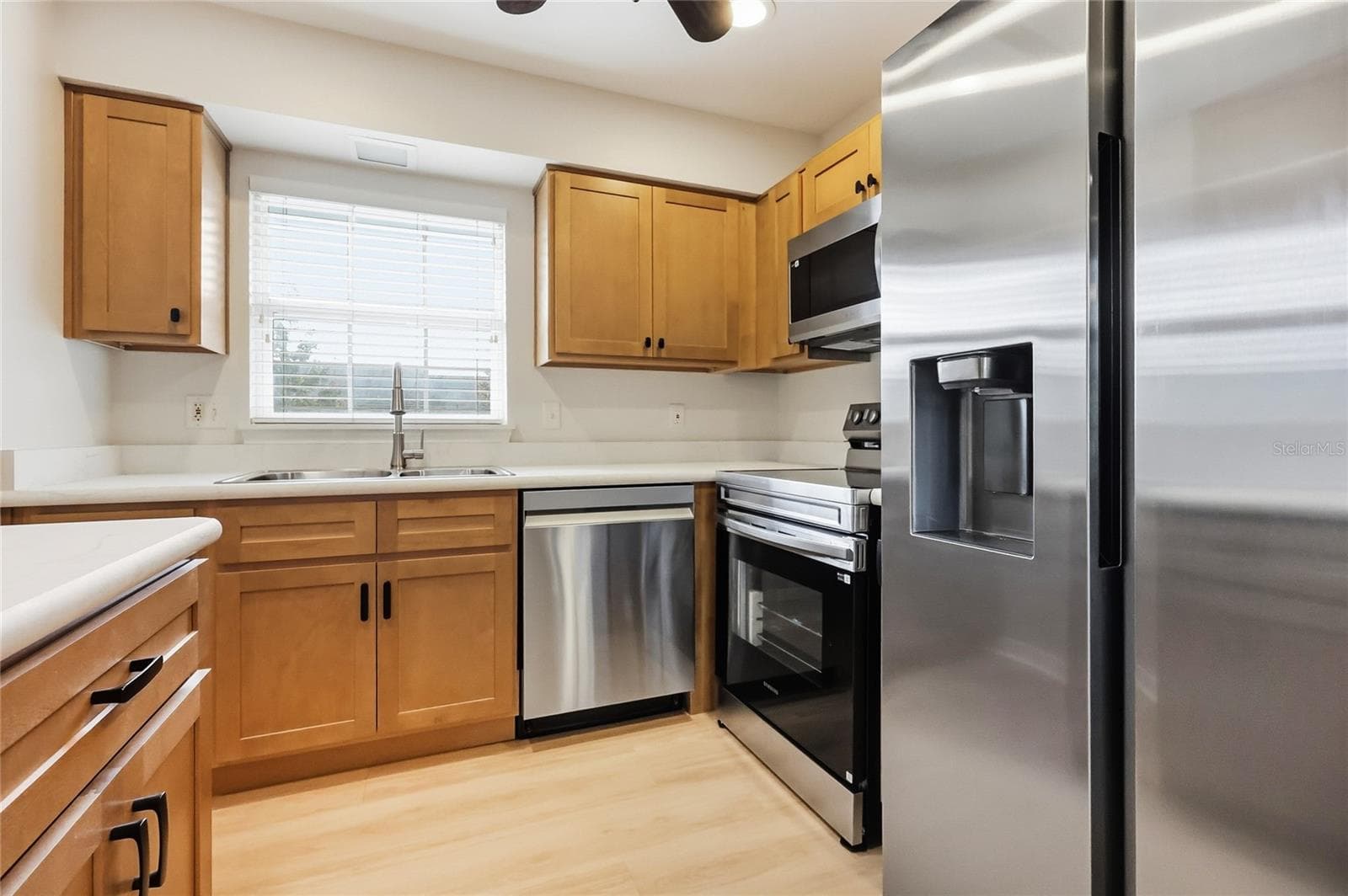 Condominium at 249 N HILL AVE #30, DELAND, photo 10 of 27