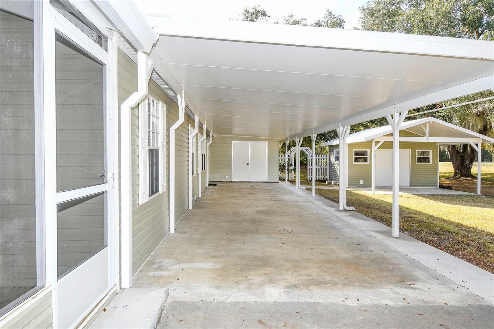 Manufactured Home at 11642 MARTELL CT, LEESBURG, photo 26 of 29