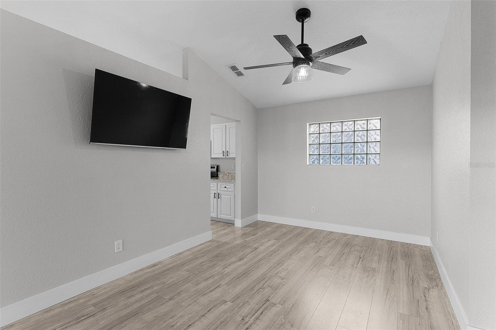 Single Family Residence at 17824 SE 113TH TER, SUMMERFIELD, photo 21 of 47