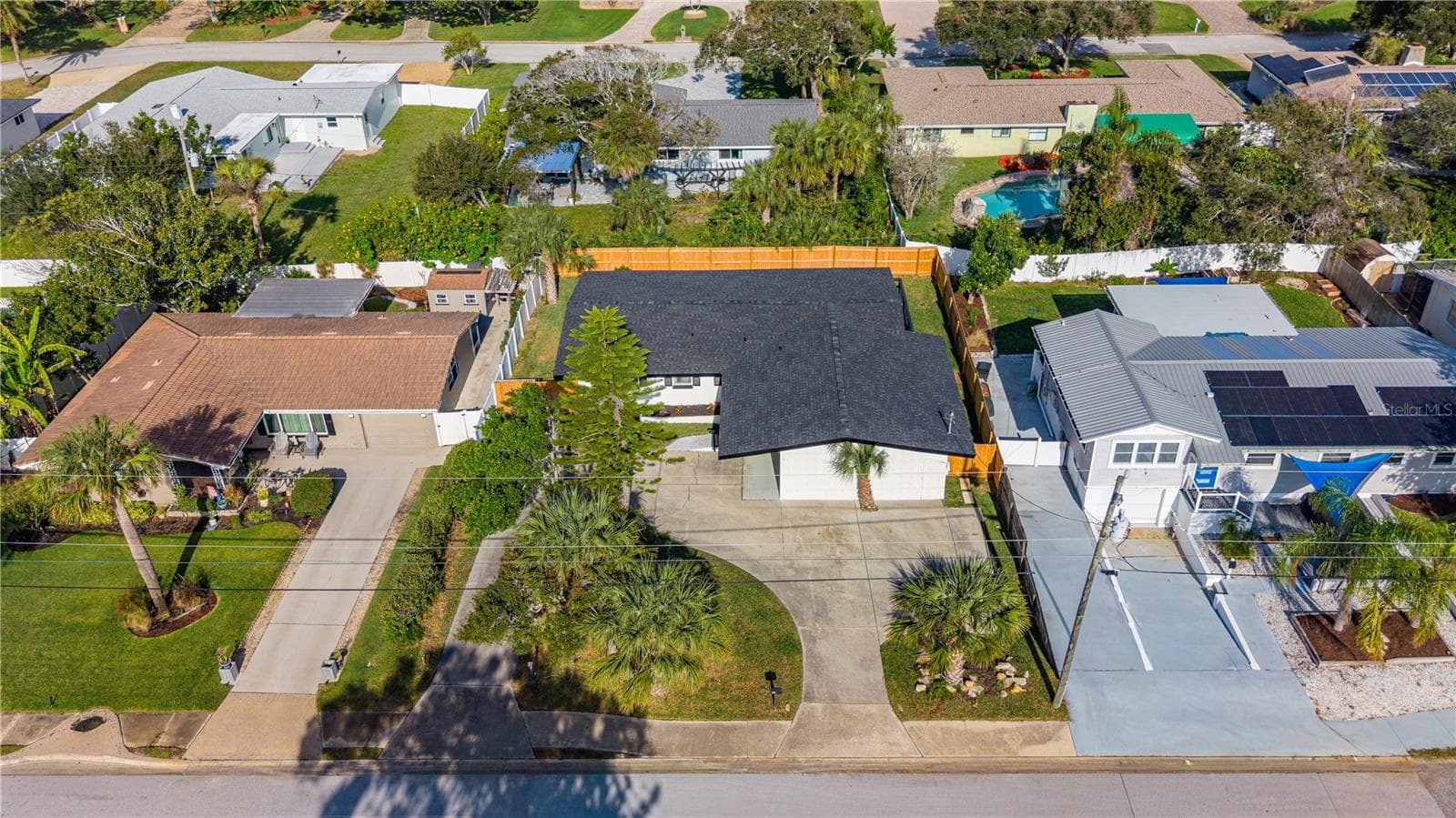 Single Family Residence at 109 STANDISH DR, ORMOND BEACH, photo 37 of 43