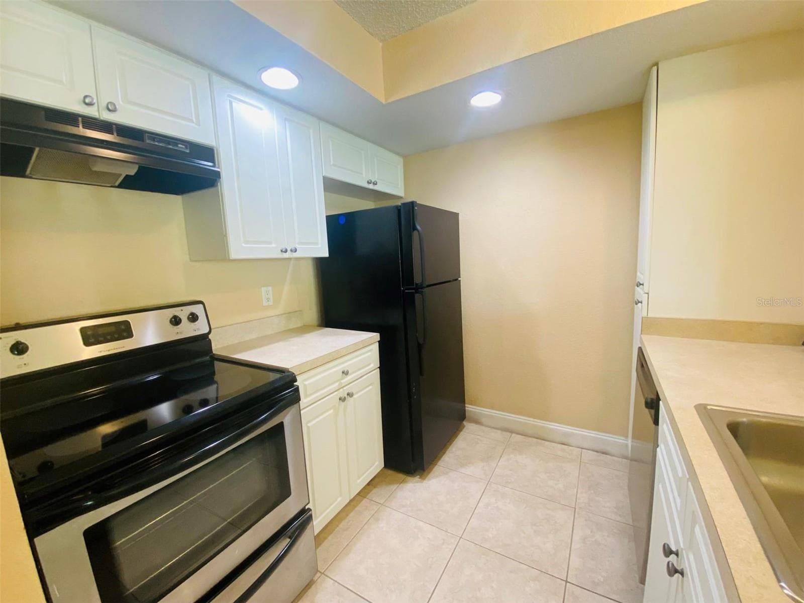 Condominium at 5773 GATLIN AVE #616, ORLANDO, photo 8 of 25