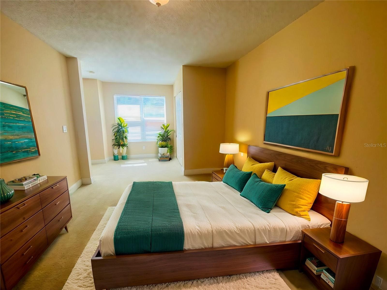 Virtually Stage - 5773 GATLIN AVE #616, ORLANDO