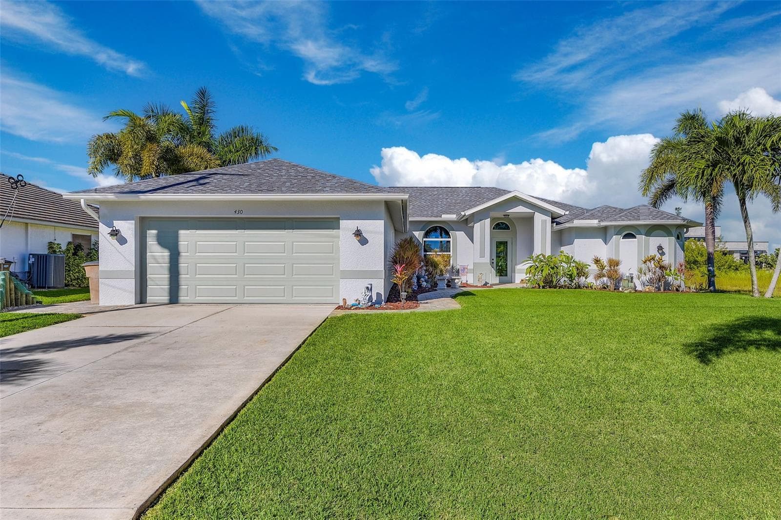 Exterior front view - 430 NW 39TH AVE, CAPE CORAL