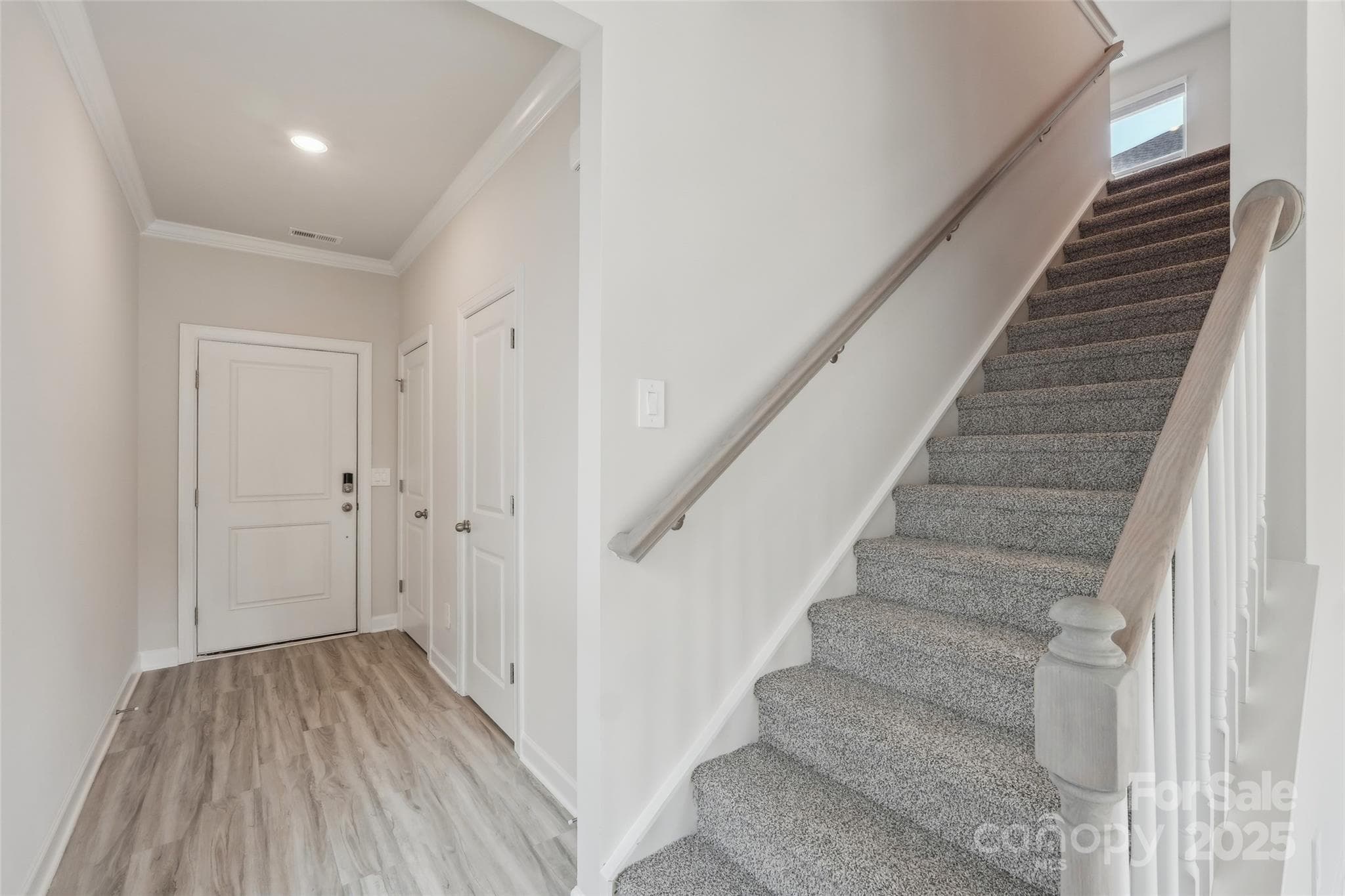 Single Family Residence at Newton, photo 3 of 20
