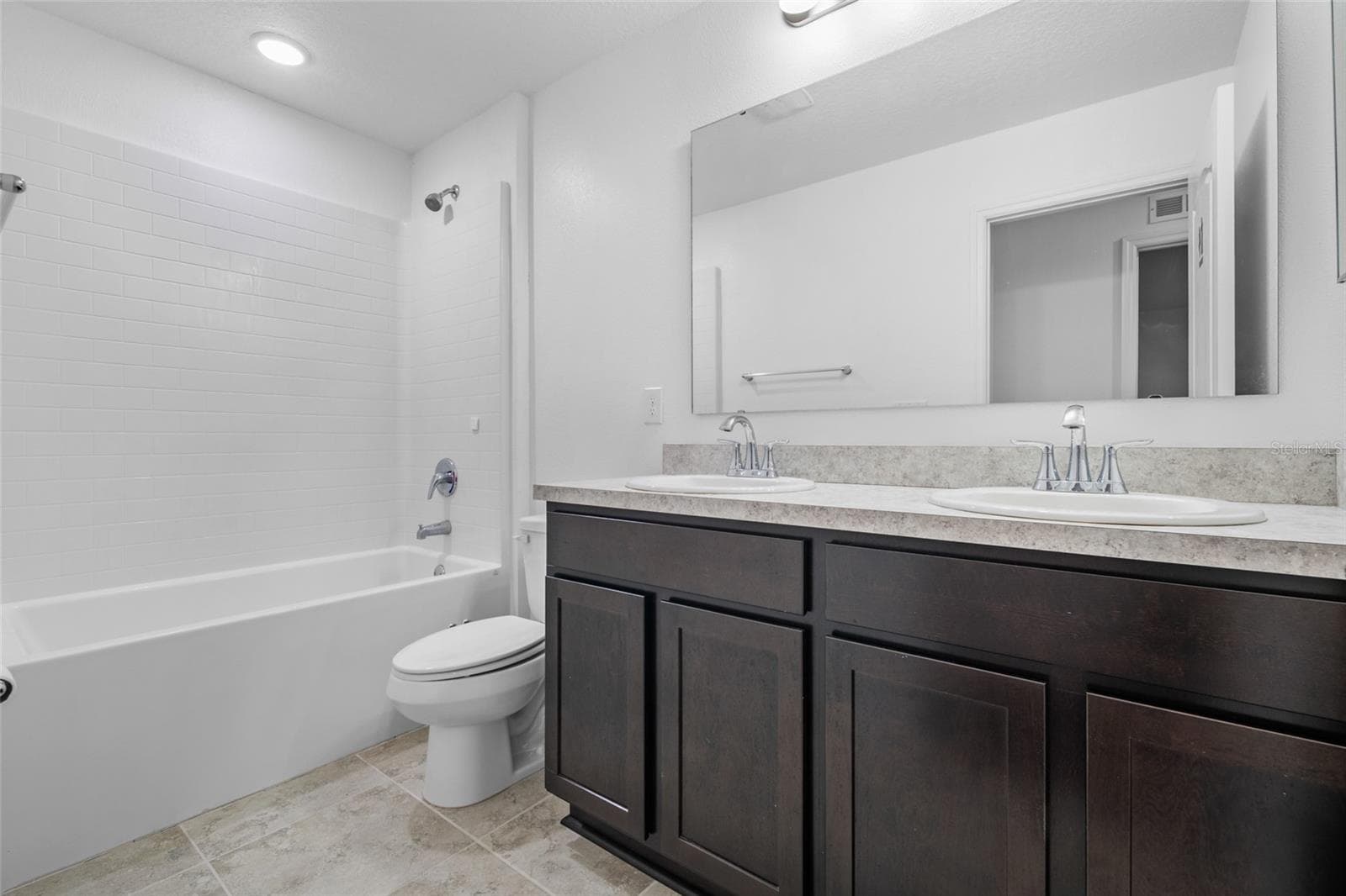 Single Family Residence at 2151 NW 248TH WAY, NEWBERRY, photo 32 of 36