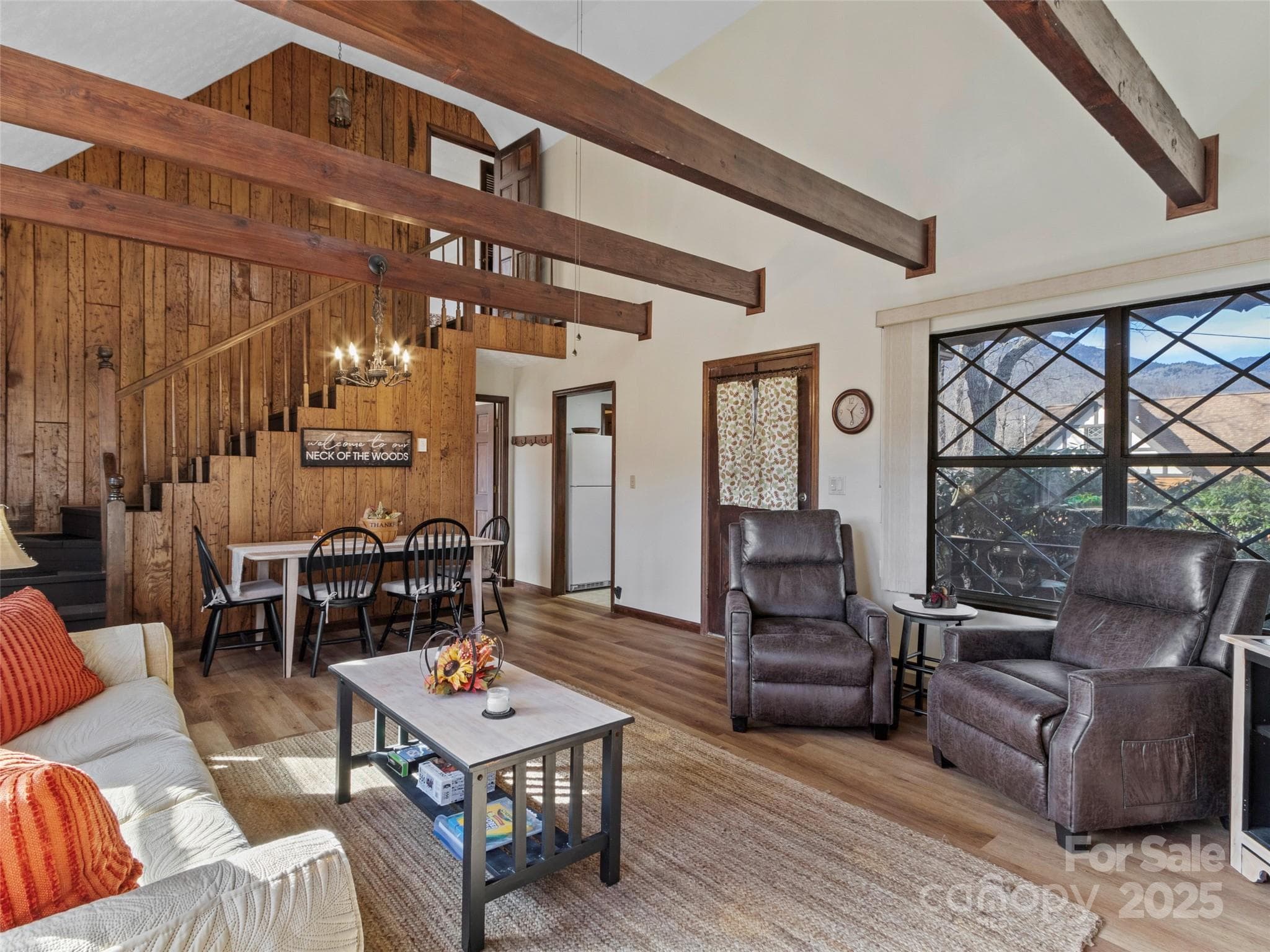 Condominium at 383 Overlook Drive, Burnsville, photo 16 of 42