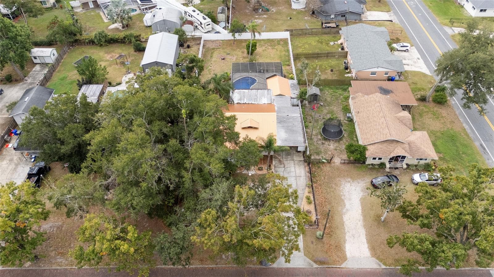 Single Family Residence at 511 GLENDALE ST, LAKELAND, photo 3 of 38