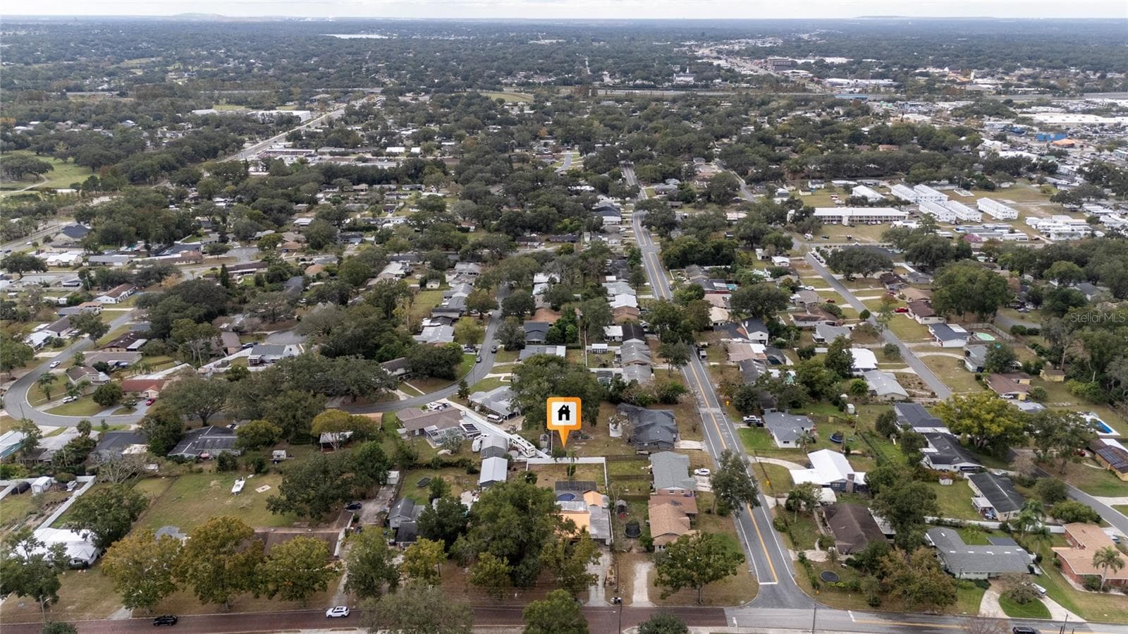 Single Family Residence at 511 GLENDALE ST, LAKELAND, photo 4 of 38