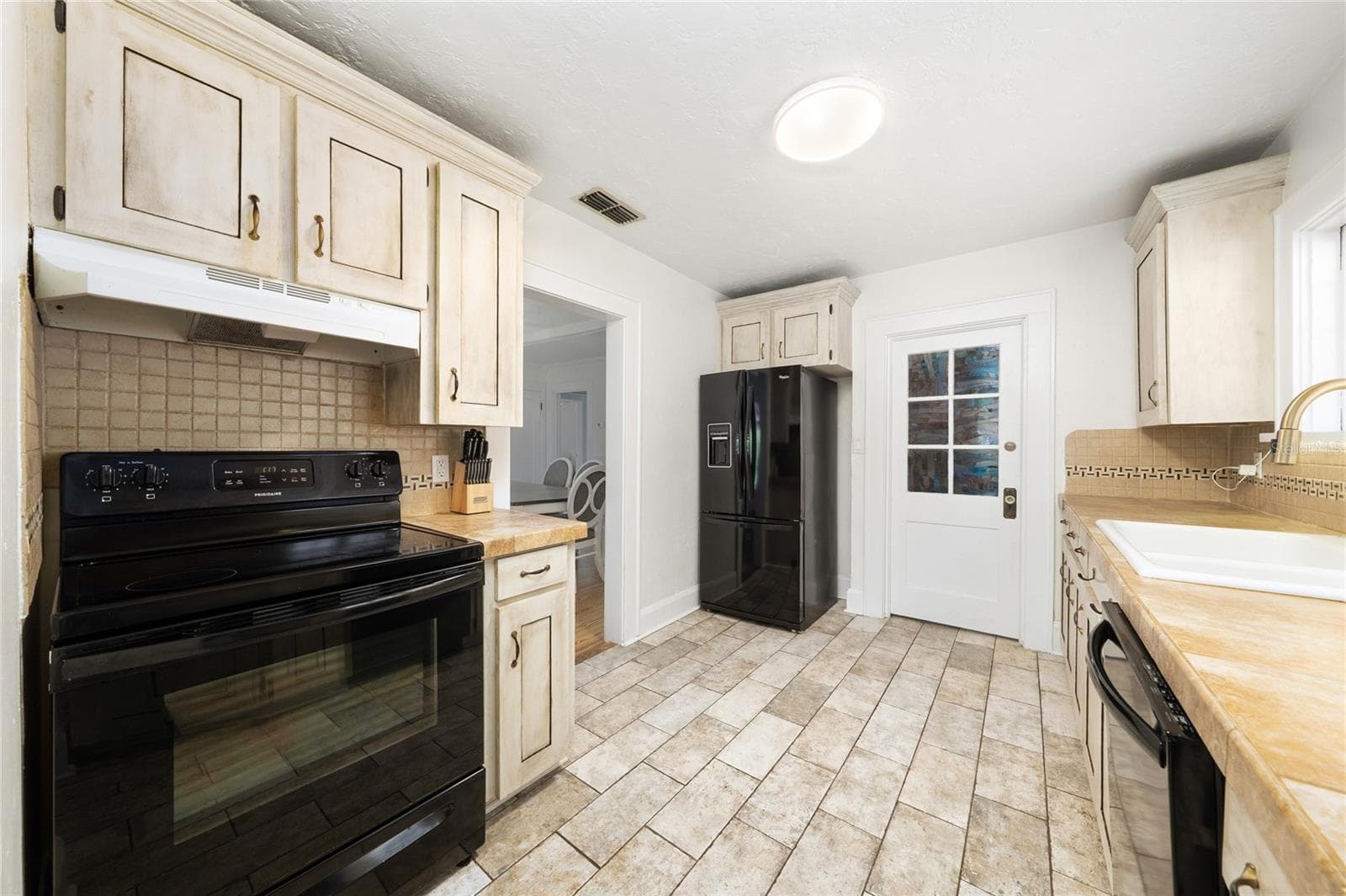 Single Family Residence at 511 GLENDALE ST, LAKELAND, photo 15 of 38