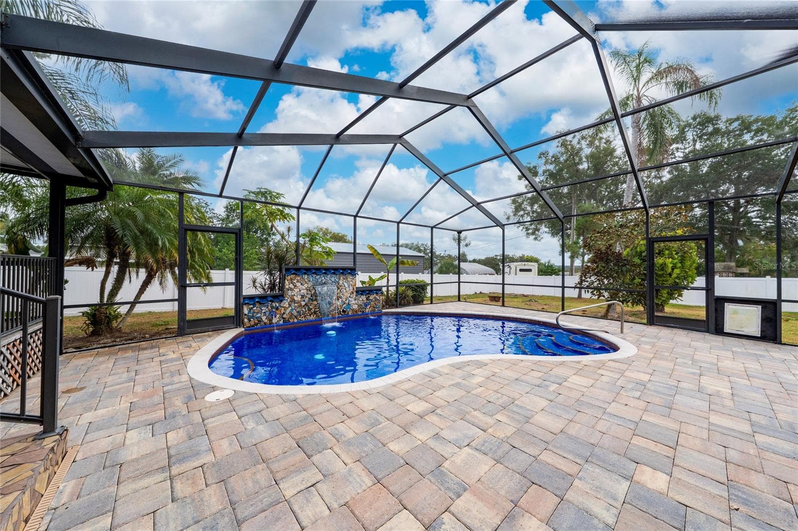Single Family Residence at 511 GLENDALE ST, LAKELAND, photo 31 of 38