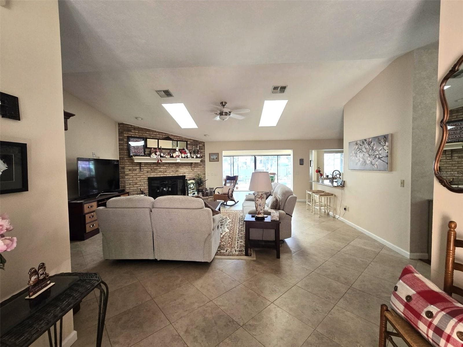 Single Family Residence at 6121 S SUNWAY PT, FLORAL CITY, photo 23 of 88
