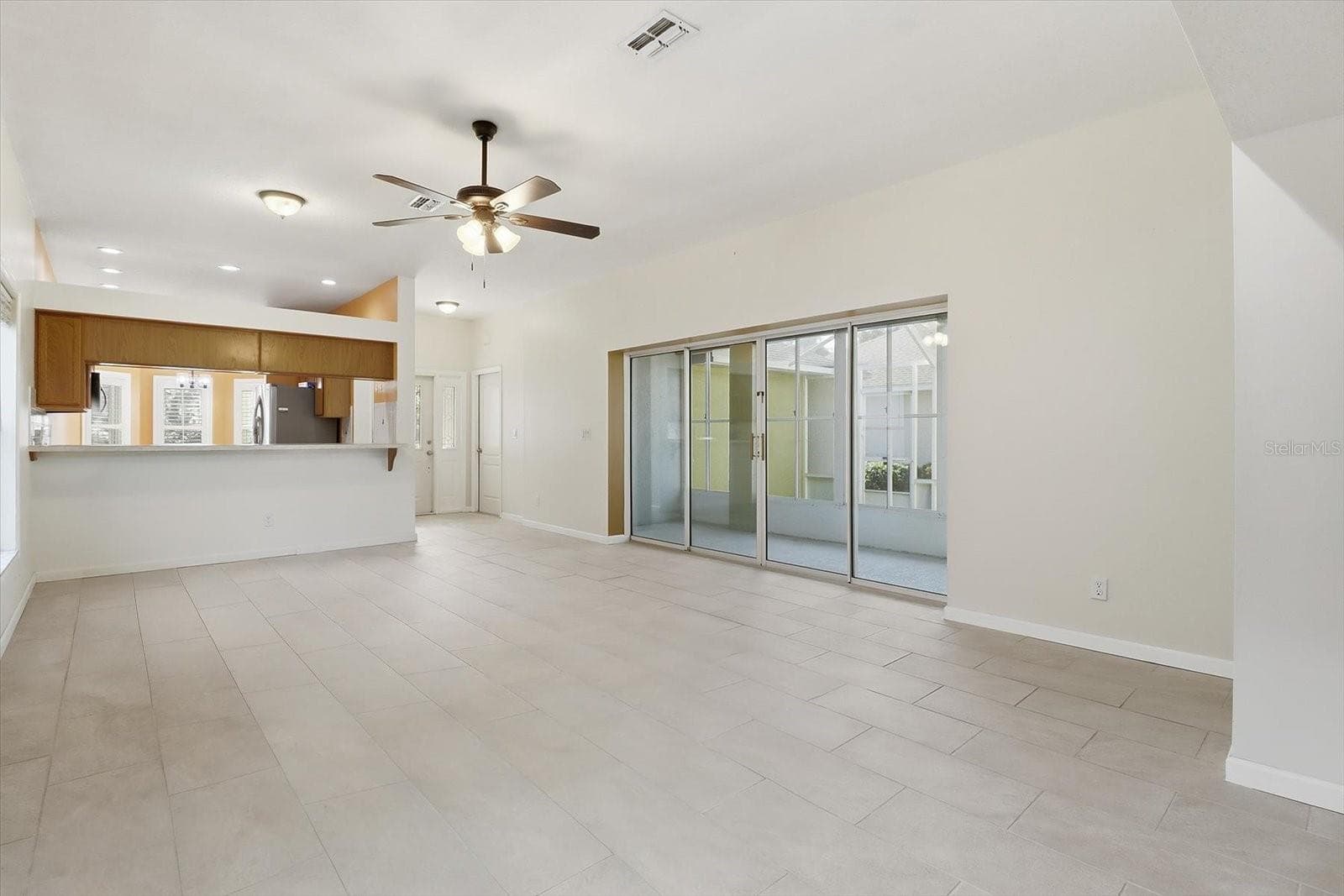 Breakfast Bar - 6301 W GLYNBORNE LOOP, CRYSTAL RIVER