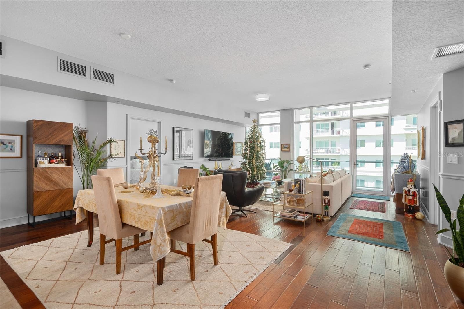 Condominium at 101 S EOLA DR #1209, ORLANDO, photo 6 of 80