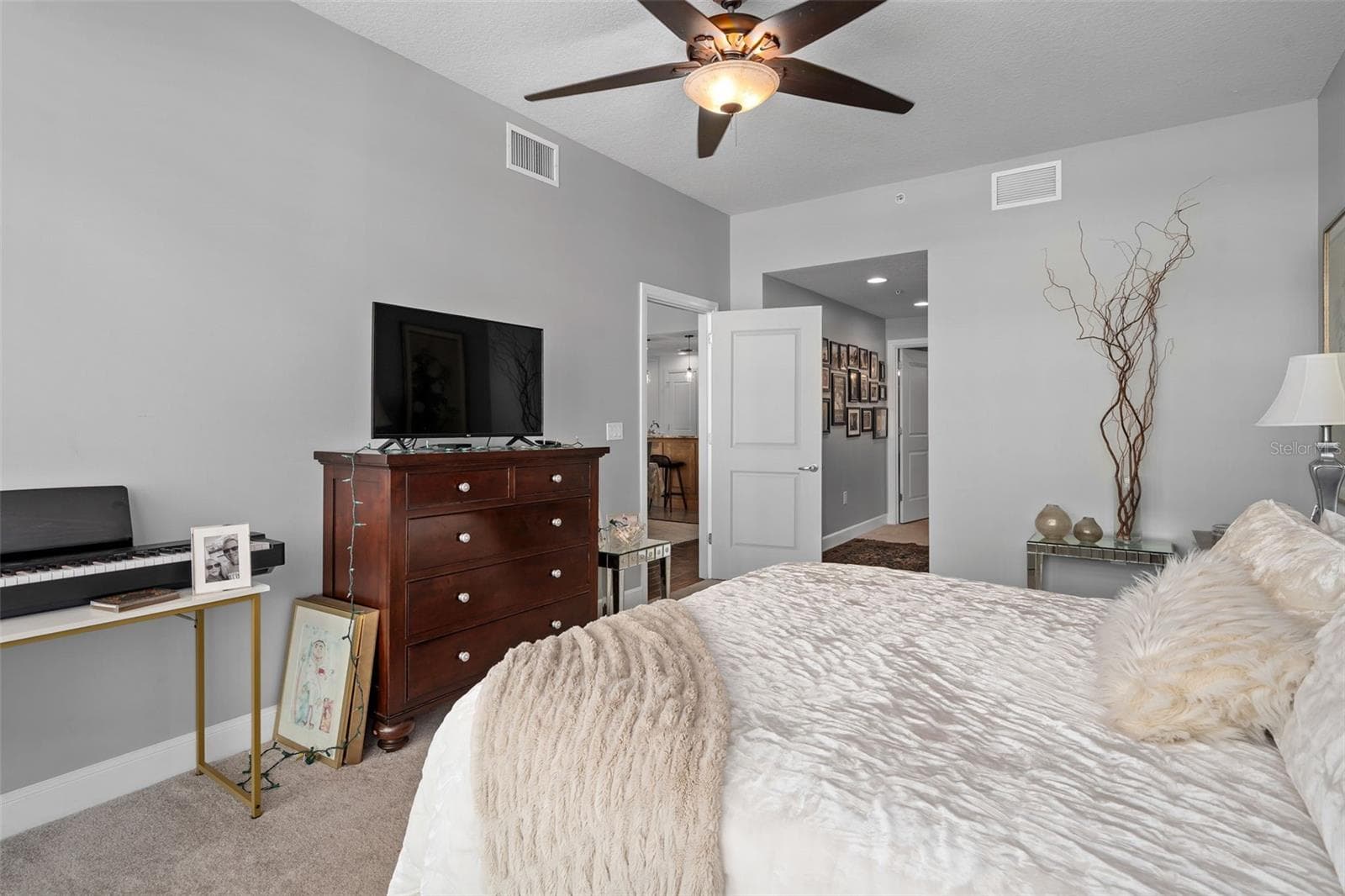 Condominium at 101 S EOLA DR #1209, ORLANDO, photo 17 of 80