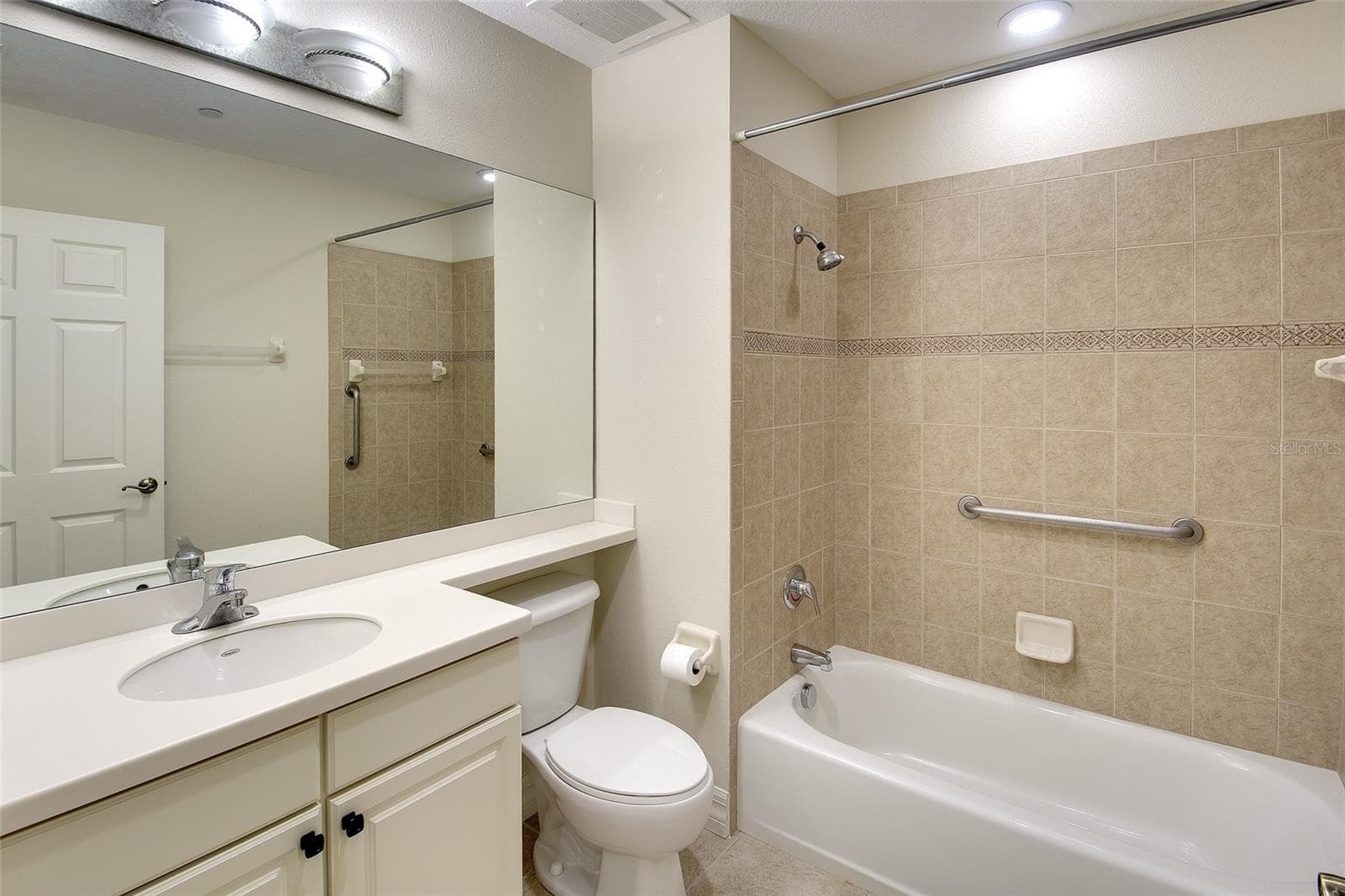 Secondary Bath - 1921 MONTE CARLO DR #603, SARASOTA