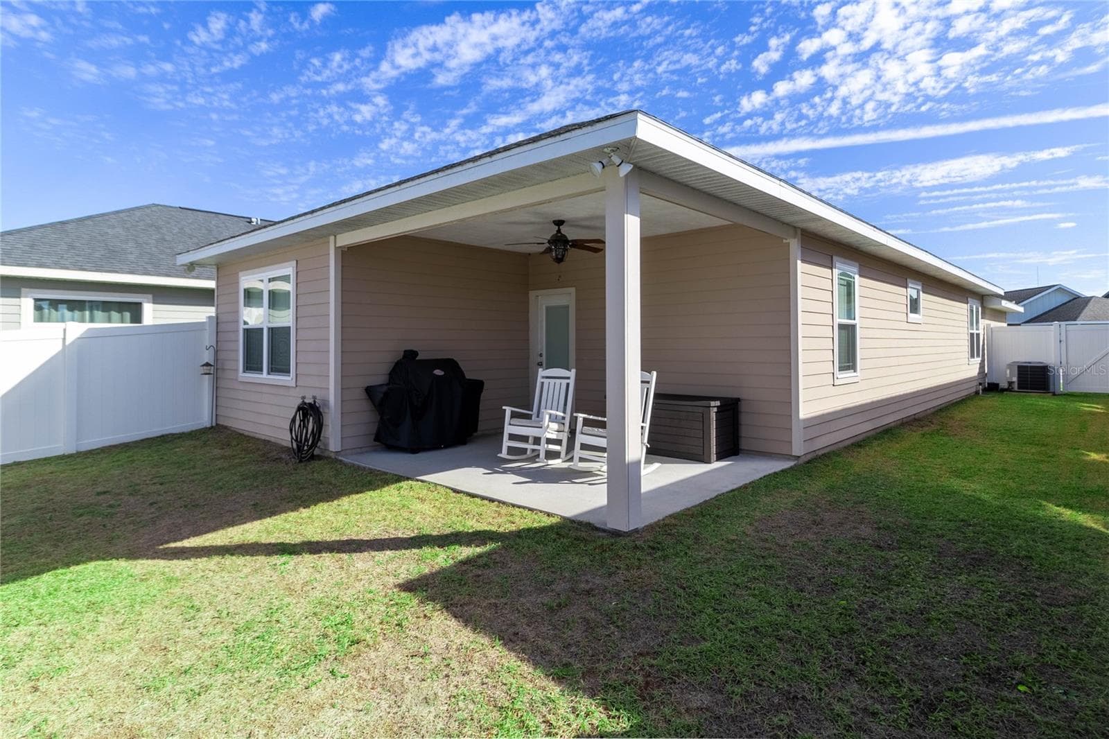 Single Family Residence at 1852 SW 246TH DR, NEWBERRY, photo 5 of 31