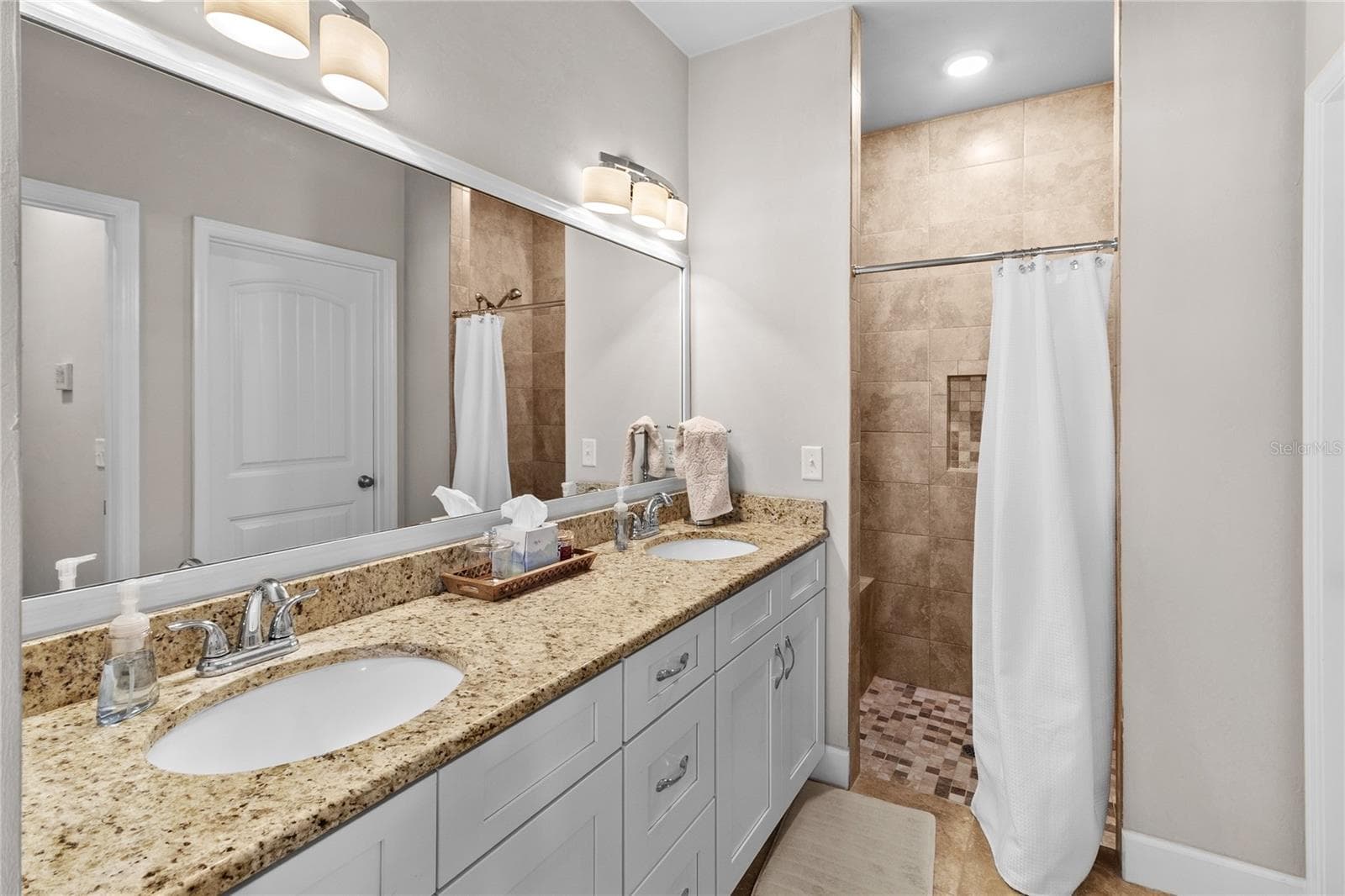 Single Family Residence at 1852 SW 246TH DR, NEWBERRY, photo 15 of 31