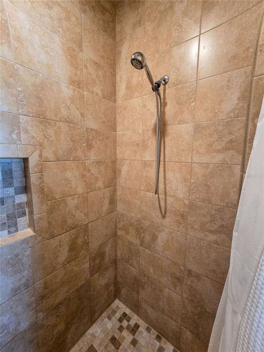 Single Family Residence at 1852 SW 246TH DR, NEWBERRY, photo 18 of 31
