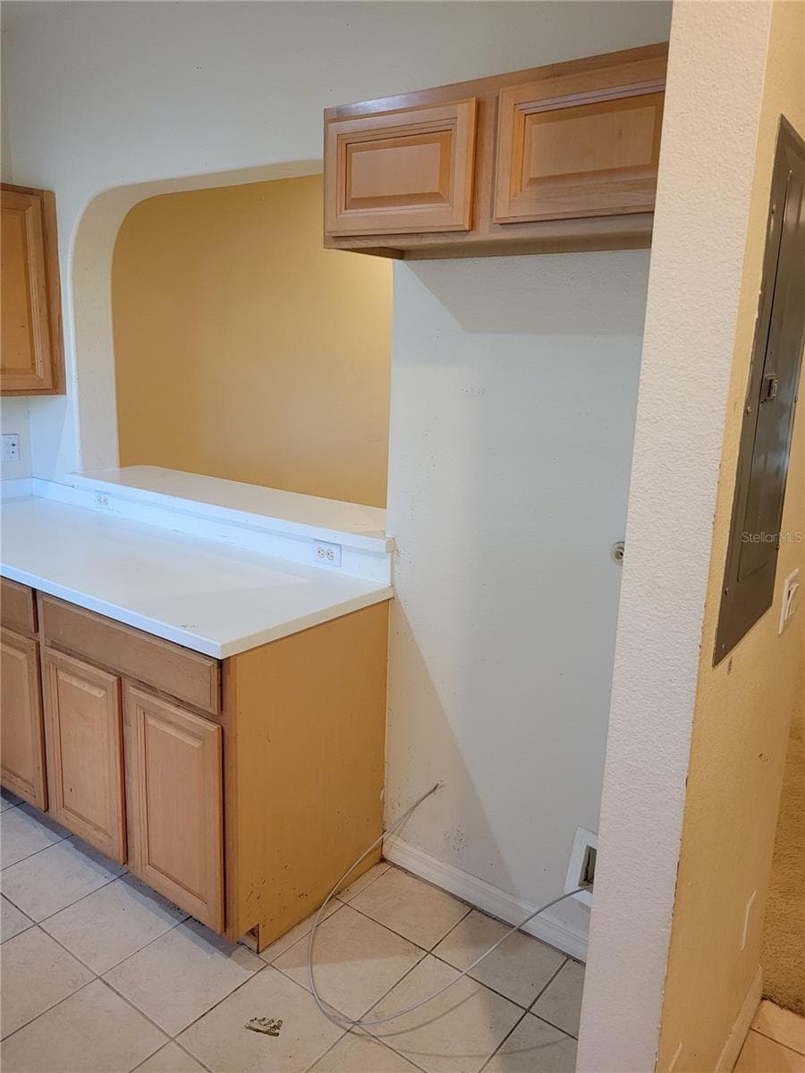Townhouse at 335 CAPE HARBOUR LOOP #105, BRADENTON, photo 4 of 30