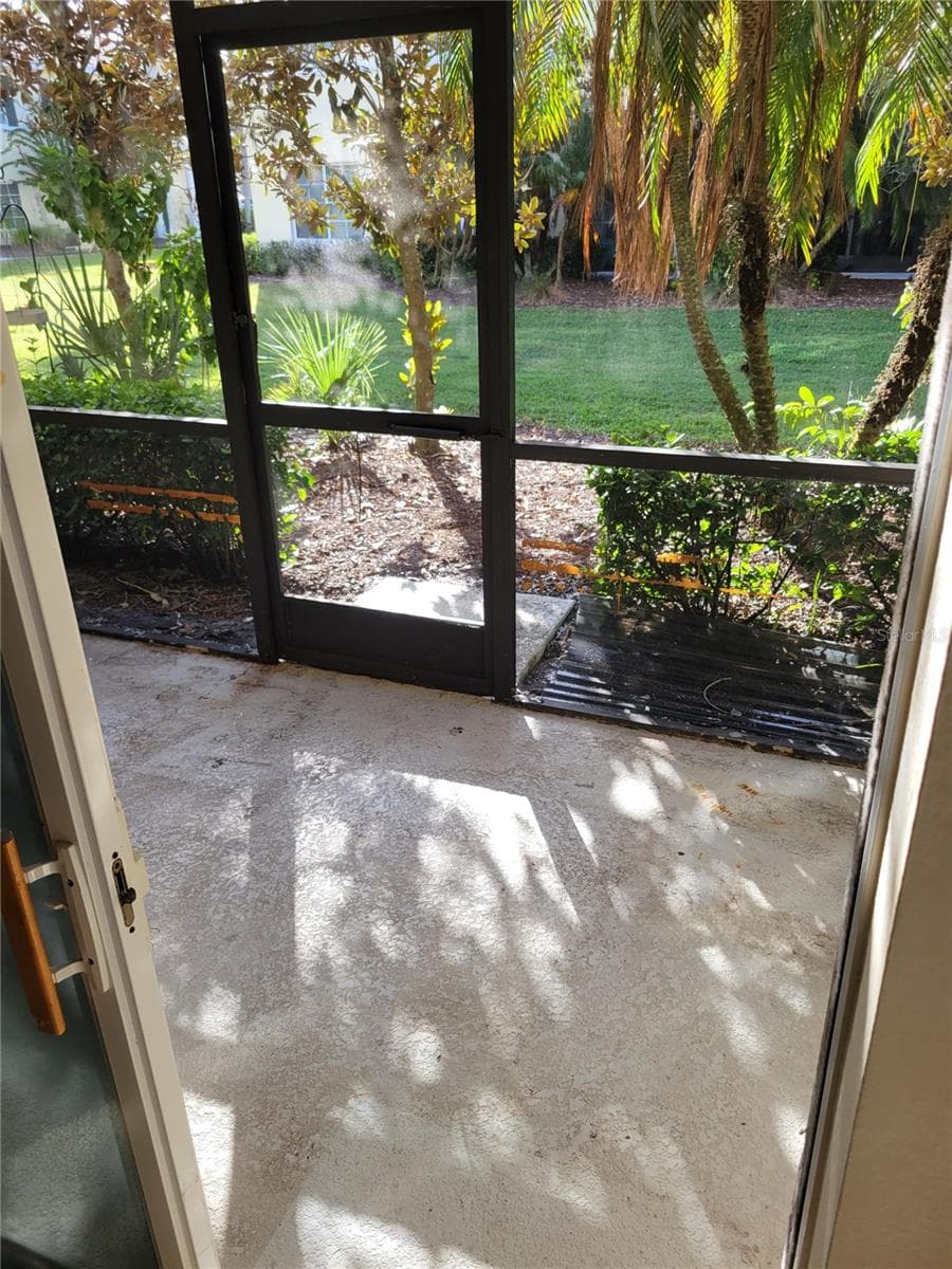 Townhouse at 335 CAPE HARBOUR LOOP #105, BRADENTON, photo 7 of 30