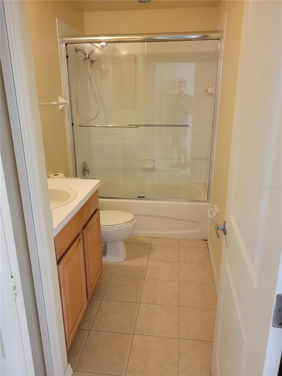 Townhouse at 335 CAPE HARBOUR LOOP #105, BRADENTON, photo 17 of 30